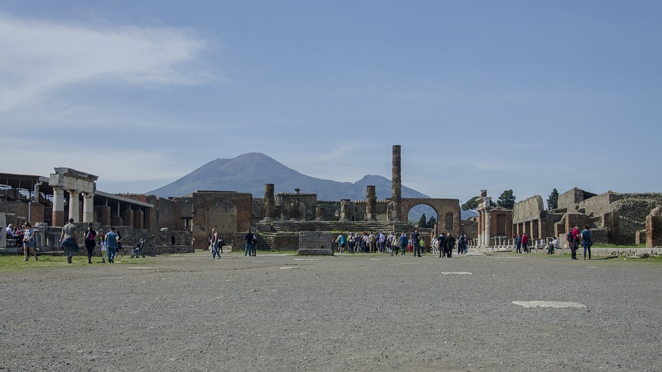 POMPEI E VESUVIO